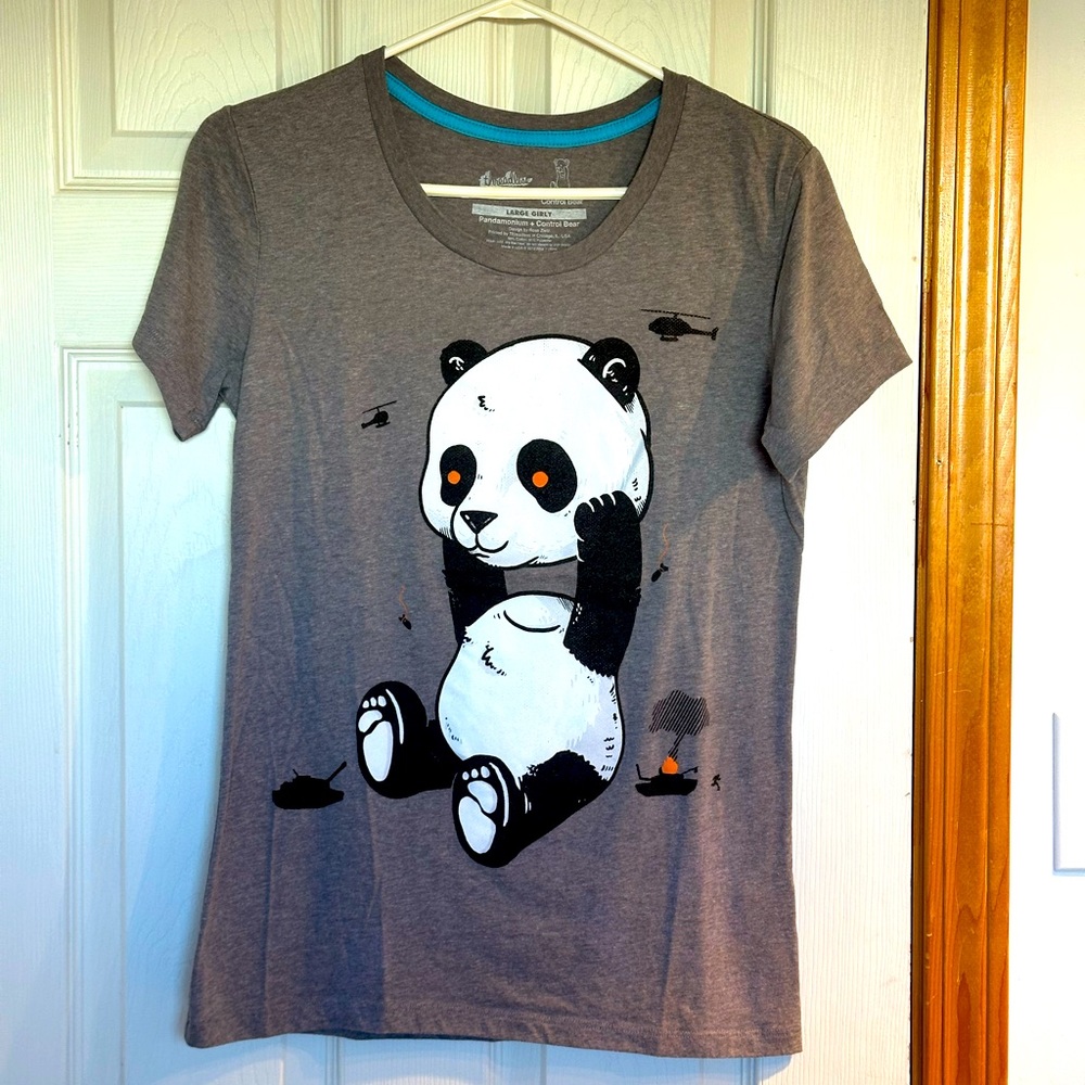 Spectacular Threadless Pandamonium + Control Bear tee. Ladies size Large 🐼🤍🖤 🚁